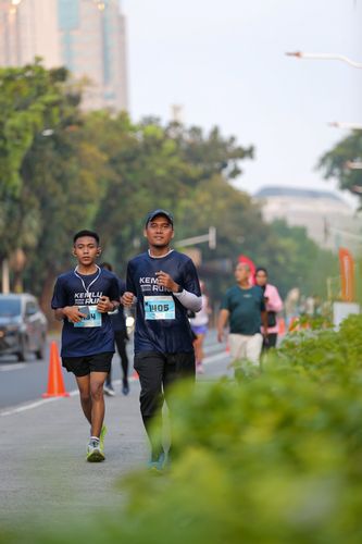 Race photo from KEMLU RUN 2025