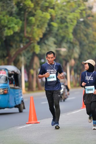 Race photo from KEMLU RUN 2025