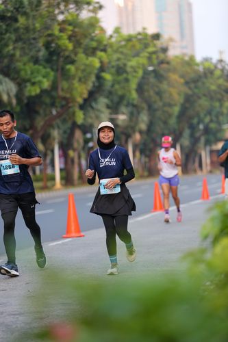 Race photo from KEMLU RUN 2025