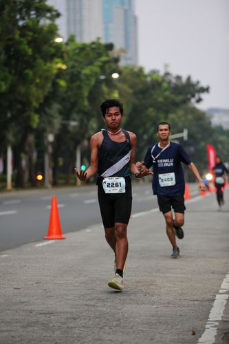 Race photo from KEMLU RUN 2025