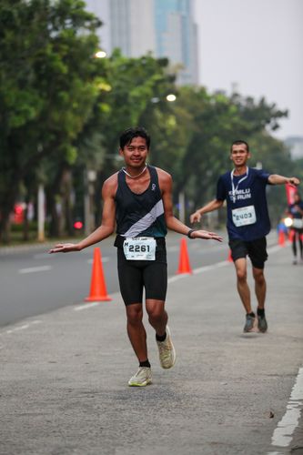 Race photo from KEMLU RUN 2025