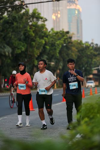 Race photo from KEMLU RUN 2025