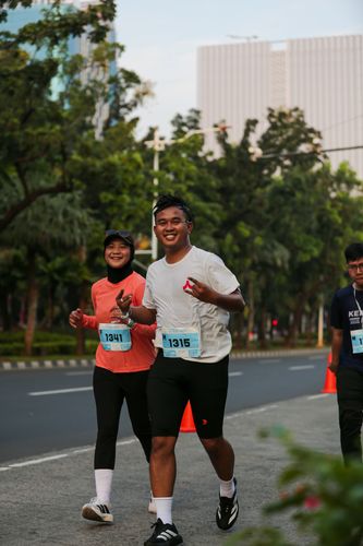 Race photo from KEMLU RUN 2025