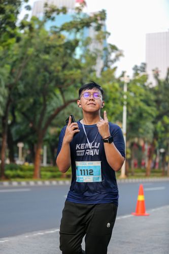 Race photo from KEMLU RUN 2025