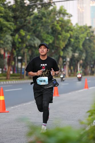 Race photo from KEMLU RUN 2025