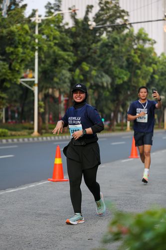 Race photo from KEMLU RUN 2025