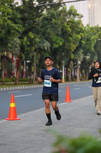Race photo from KEMLU RUN 2025