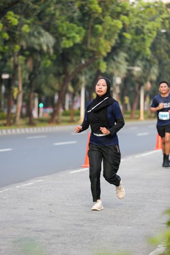 Race photo from KEMLU RUN 2025