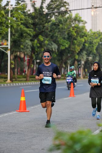Race photo from KEMLU RUN 2025