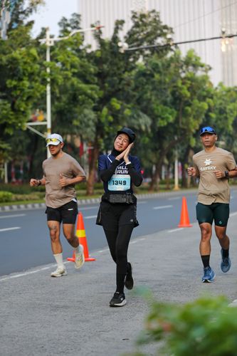 Race photo from KEMLU RUN 2025