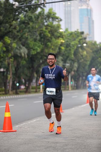 Race photo from KEMLU RUN 2025