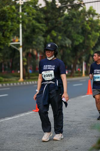 Race photo from KEMLU RUN 2025