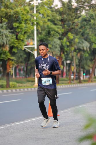 Race photo from KEMLU RUN 2025