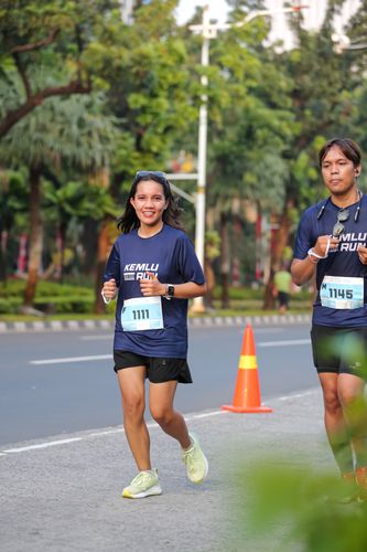 Race photo from KEMLU RUN 2025