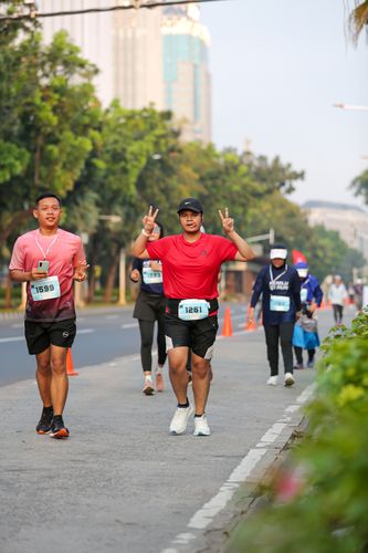Race photo from KEMLU RUN 2025