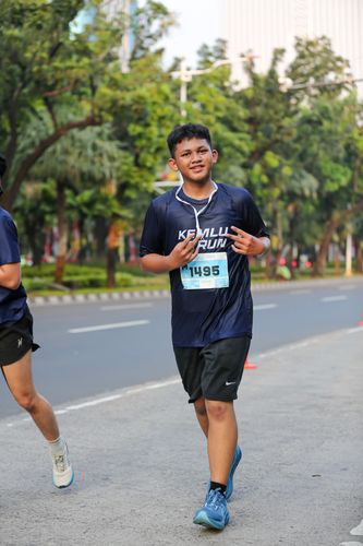 Race photo from KEMLU RUN 2025