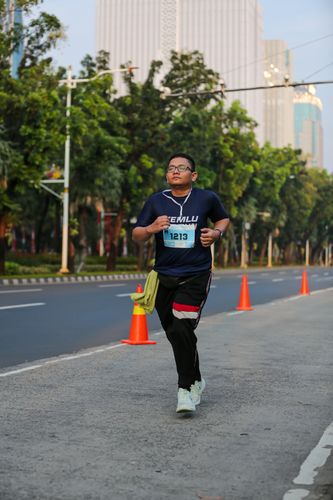 Race photo from KEMLU RUN 2025