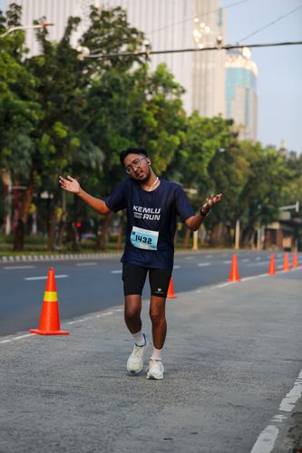 Race photo from KEMLU RUN 2025