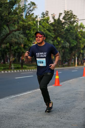Race photo from KEMLU RUN 2025