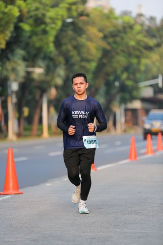 Race photo from KEMLU RUN 2025