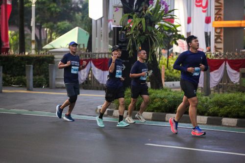 Race photo from KEMLU RUN 2025