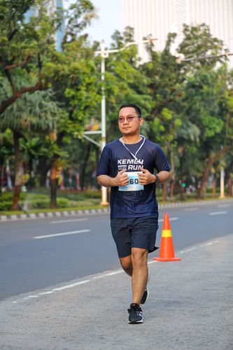 Race photo from KEMLU RUN 2025