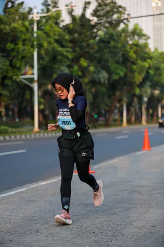 Race photo from KEMLU RUN 2025