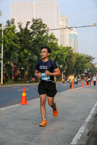 Race photo from KEMLU RUN 2025