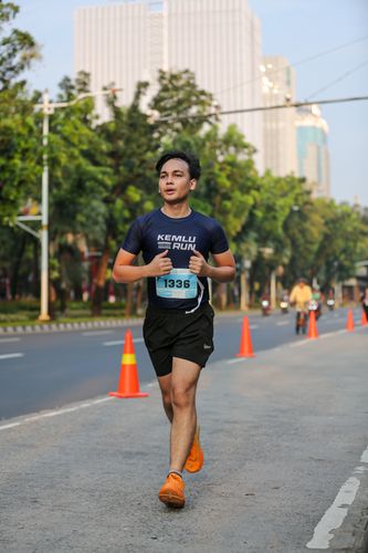 Race photo from KEMLU RUN 2025