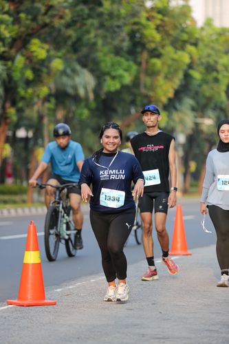 Race photo from KEMLU RUN 2025