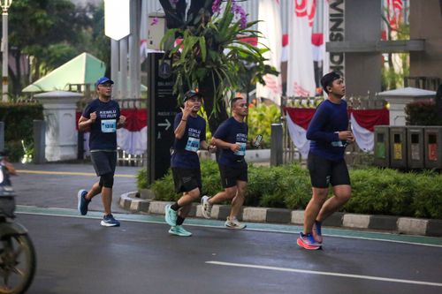 Race photo from KEMLU RUN 2025