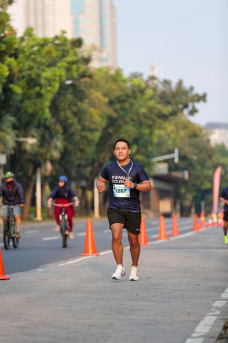 Race photo from KEMLU RUN 2025