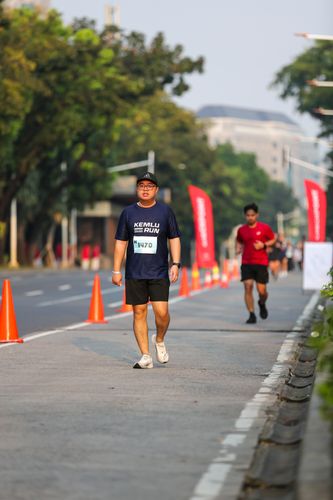 Race photo from KEMLU RUN 2025