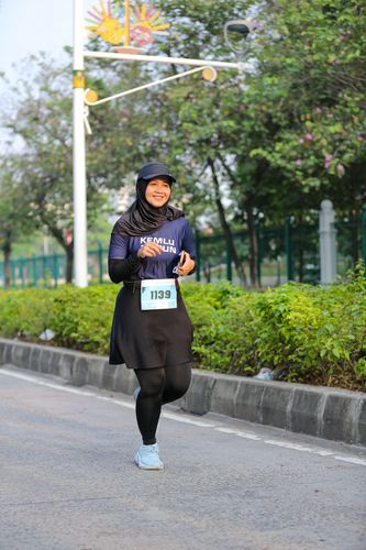 Race photo from KEMLU RUN 2025