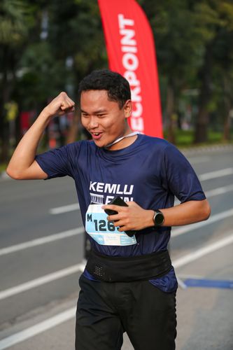Race photo from KEMLU RUN 2025