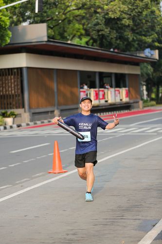 Race photo from KEMLU RUN 2025