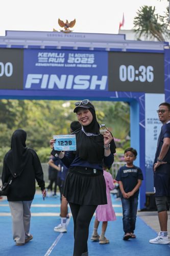 Race photo from KEMLU RUN 2025