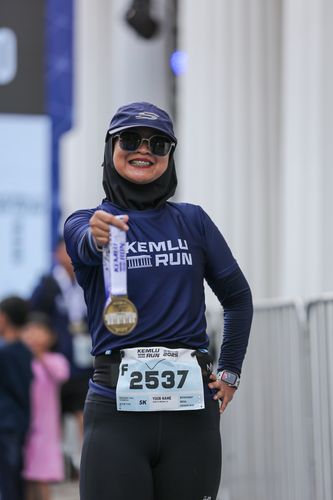 Race photo from KEMLU RUN 2025