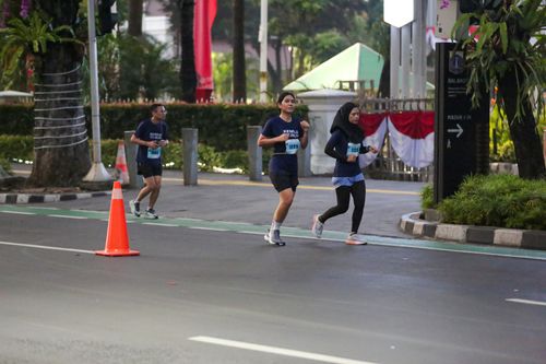 Race photo from KEMLU RUN 2025