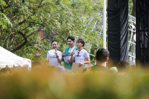 Race photo from KEMLU RUN 2025