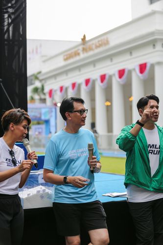 Race photo from KEMLU RUN 2025