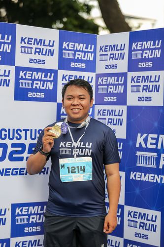 Race photo from KEMLU RUN 2025