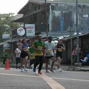 Race photo from Yumaju Berlebarun Besama ASICS