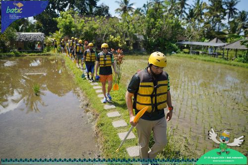 Race photo from Telin Batic 2024 Photo Search