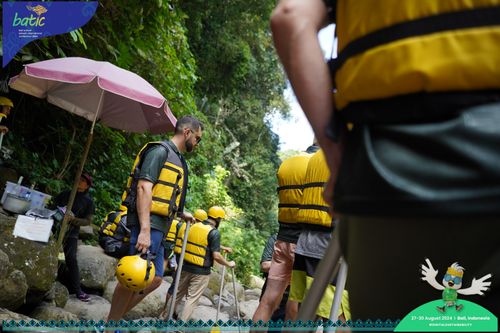 Race photo from Telin Batic 2024 Photo Search