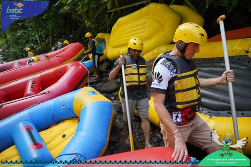 Race photo from Telin Batic 2024 Photo Search