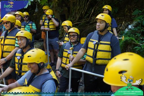 Race photo from Telin Batic 2024 Photo Search