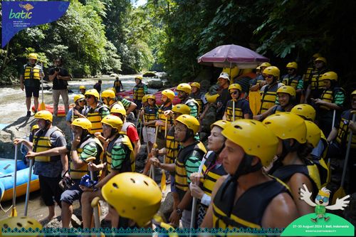 Race photo from Telin Batic 2024 Photo Search