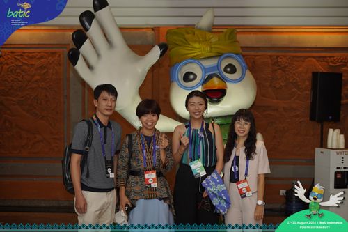 Race photo from Telin Batic 2024 Photo Search