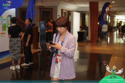 Race photo from Telin Batic 2024 Photo Search